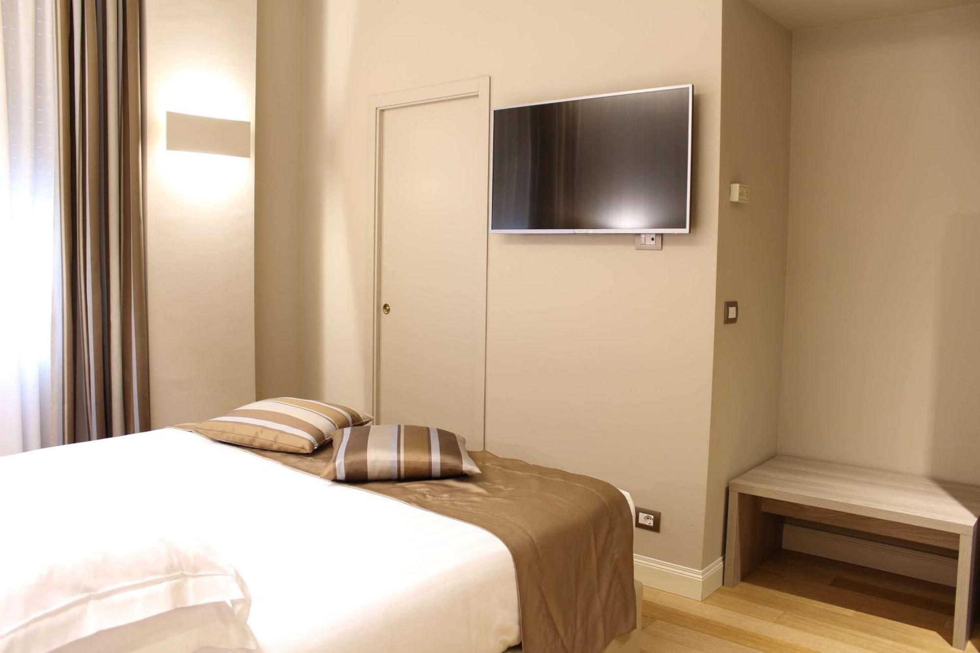 Comfort King Room