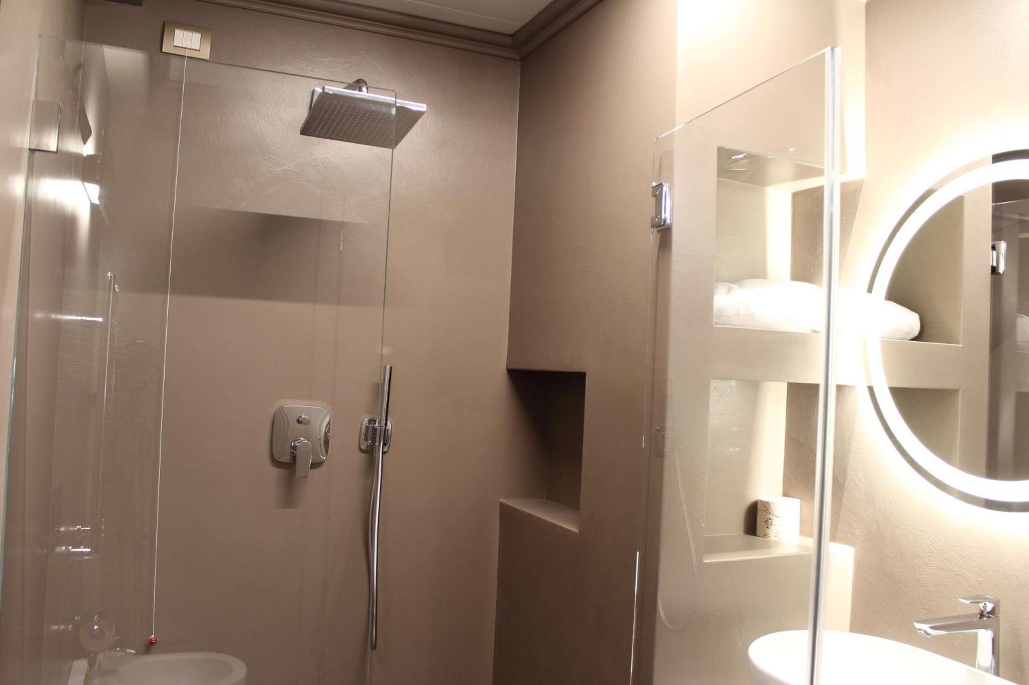 Comfort King Room